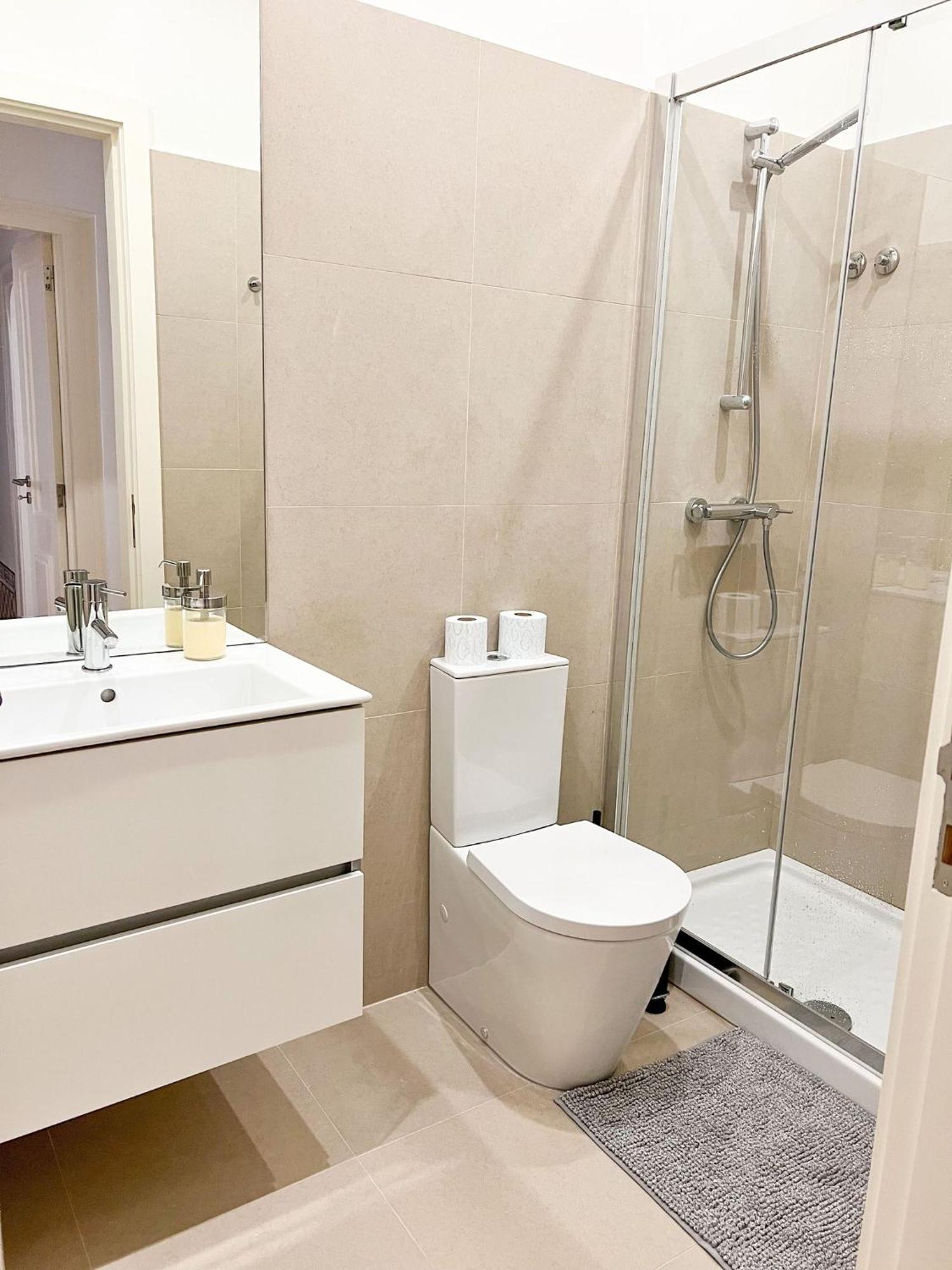 Cozy Room With Privative Bathroom On Rua Augusta Lisabona Exterior foto
